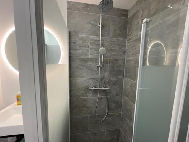 - Le Nuage - Unique, Espace Spa Privatif Et Jardin Avec Plancha Et Salon Privatif, Stationnement Public Gratuit Niort Esterno foto