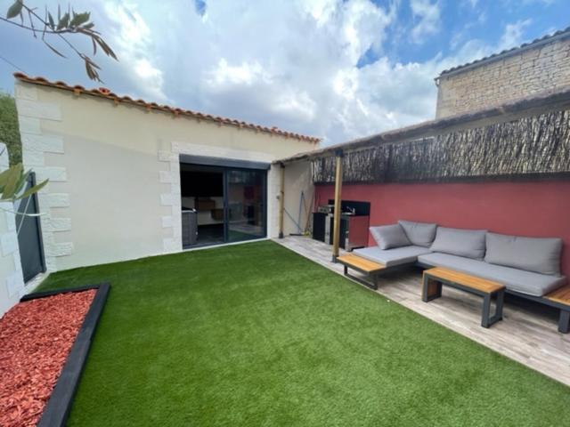 - Le Nuage - Unique, Espace Spa Privatif Et Jardin Avec Plancha Et Salon Privatif, Stationnement Public Gratuit Niort Esterno foto