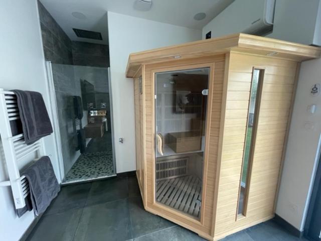- Le Nuage - Unique, Espace Spa Privatif Et Jardin Avec Plancha Et Salon Privatif, Stationnement Public Gratuit Niort Esterno foto